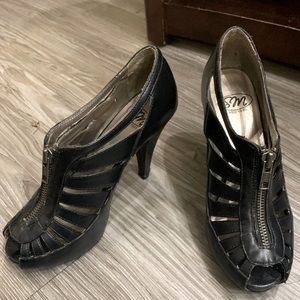Size 6.5 black cage heels